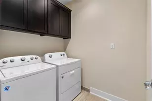 1709 Lawrence St, Austin, TX 78741 - Photo 33