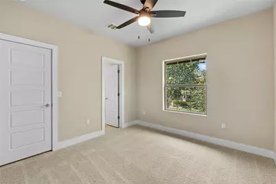 1709 Lawrence Street #5, Austin, TX 78741 - Photo 31