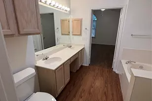 8002 Marble Ridge Dr, Austin, TX 78747 - Photo 13