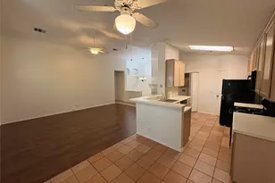 8002 Marble Ridge Dr, Austin, TX 78747 - Photo 7