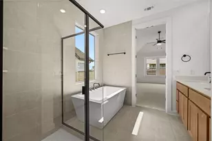 9505 Golden Lion Dr, Austin, TX 78744 - Photo 13