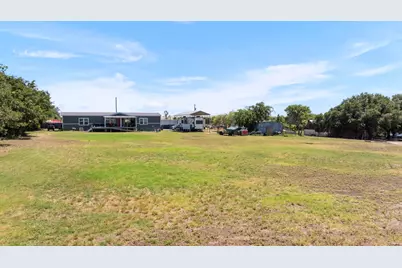 1421 Fm 1660, Hutto, TX 78634 - Photo 23