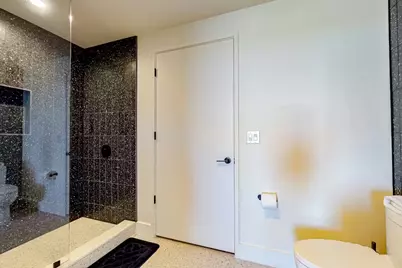 48 East Avenue #2411, Austin, TX 78701 - Photo 11