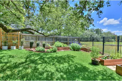 7610 Spanish Dove Court, Georgetown, TX 78628 - Photo 37