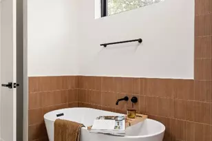 4416 S 1st St, Austin, TX 78745 - Photo 23