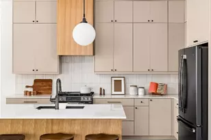 4416 S 1st St, Austin, TX 78745 - Photo 9