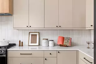 4416 S 1st St, Austin, TX 78745 - Photo 13