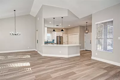 2203 Tanglevine Drive, Austin, TX 78748 - Photo 5