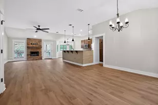 4 Redwood Cir, Wimberley, TX 78676 - Photo 13