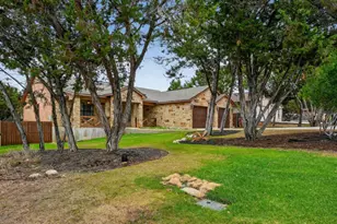 4 Redwood Cir, Wimberley, TX 78676 - Photo 3