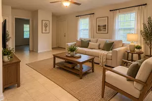 601 Cottonwood St, Lockhart, TX 78644 - Photo 3