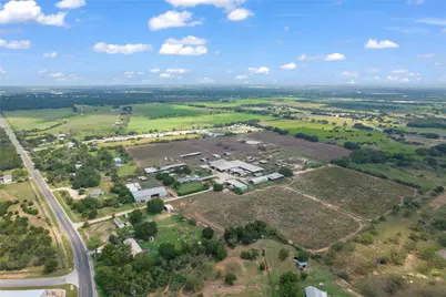 1805 S Fm 1174, Bertram, TX 78605 - Photo 5