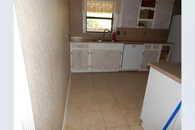 330 E Cedar Street, Bertram, TX 78605 - Photo 7