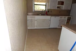 330 E Cedar St, Bertram, TX 78605 - Photo 7