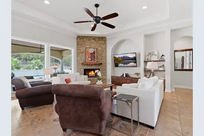324 Valley Landing, New Braunfels, TX 78132 - Photo 3