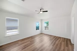 209 Hoya Ln, San Marcos, TX 78666 - Photo 11