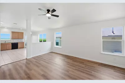 209 Hoya Lane, San Marcos, TX 78666 - Photo 5