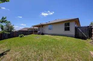 209 Hoya Ln, San Marcos, TX 78666 - Photo 15