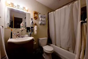 911 Brazos St, Lockhart, TX 78644 - Photo 13