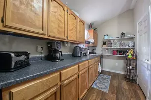 911 Brazos St, Lockhart, TX 78644 - Photo 21