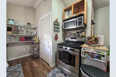 911 Brazos Street, Lockhart, TX 78644 - Photo 21