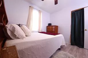 911 Brazos St, Lockhart, TX 78644 - Photo 15