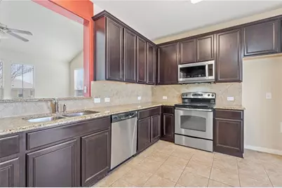 877 Heritage Springs Trail, Round Rock, TX 78664 - Photo 11