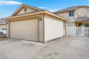 877 Heritage Springs Trail, Round Rock, TX 78664 - Photo 37