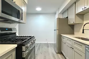 2306 Barton Village Cir, Austin, TX 78704 - Photo 3