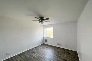 2306 Barton Village Cir, Austin, TX 78704 - Photo 19