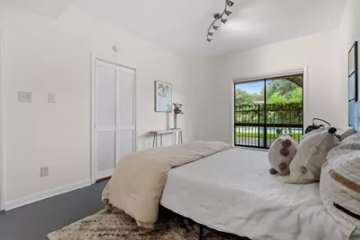 6820 Cypress Point N #28, Austin, TX 78746 - Photo 27