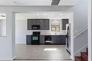 602 Yosemite Trail, Taylor, TX 76574 - Photo 9