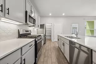 8800 Whitter Dr, Austin, TX 78747 - Photo 9