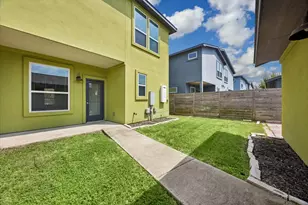 8800 Whitter Dr, Austin, TX 78747 - Photo 23