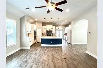 197 Santa Maria Street, Georgetown, TX 78628 - Photo 9