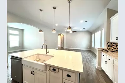 197 Santa Maria Street, Georgetown, TX 78628 - Photo 11