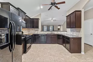 19713 Maiden Grass Dr, Pflugerville, TX 78660 - Photo 5