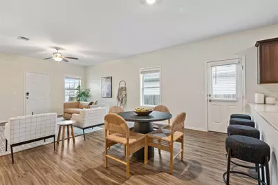 7101 Spirit Hill Road, Austin, TX 78744 - Photo 13