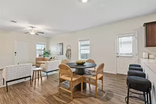 7101 Spirit Hill Rd, Austin, TX 78744 - Photo 13