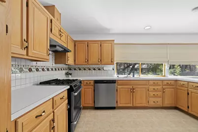 11601 Eubank Drive, Austin, TX 78758 - Photo 15