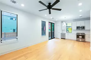 1116 Walton Ln, Austin, TX 78721 - Photo 3