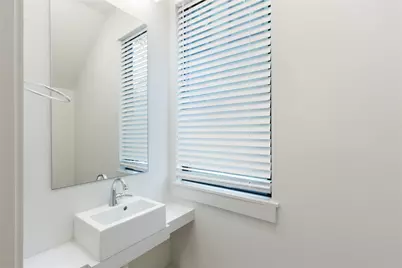 1116 Walton Lane #2, Austin, TX 78721 - Photo 11
