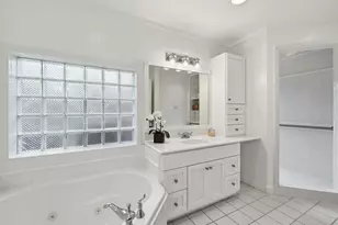 2106 Cypress Point E, Austin, TX 78746 - Photo 23
