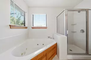601 Echo Dr, Spicewood, TX 78669 - Photo 25