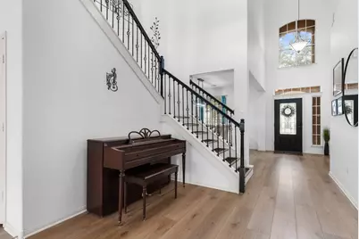 2429 Shire Ridge Drive, Austin, TX 78732 - Photo 9