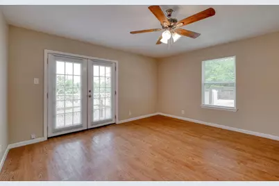 2700 Catalina Drive, Austin, TX 78741 - Photo 11