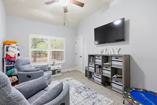 129 Valley View Dr, Bastrop, TX 78602 - Photo 19