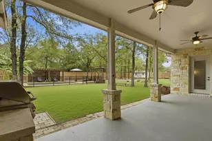 129 Valley View Dr, Bastrop, TX 78602 - Photo 23