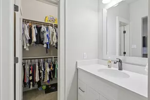 129 Valley View Dr, Bastrop, TX 78602 - Photo 17