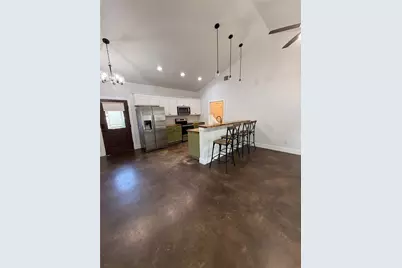 132 Waianae Court, Bastrop, TX 78602 - Photo 5